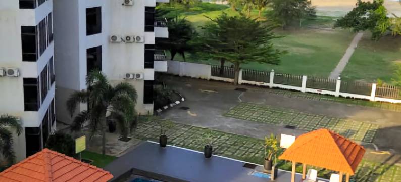 三苏利亚海滩套房公寓(SAMSURIA BEACH SUITE APARTMENTS)图片