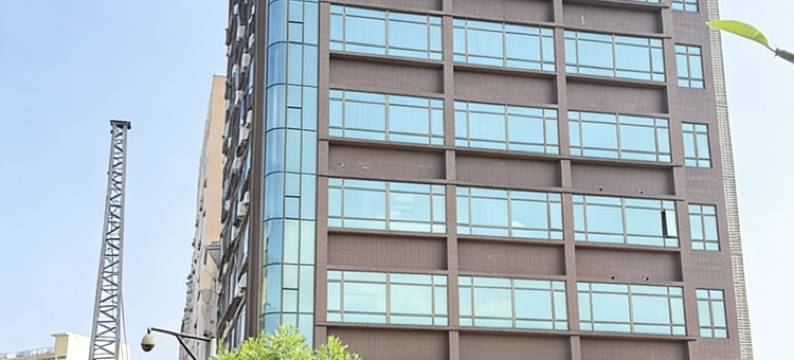 亚悦酒店(东莞寮步汽车城篮球中心店)图片