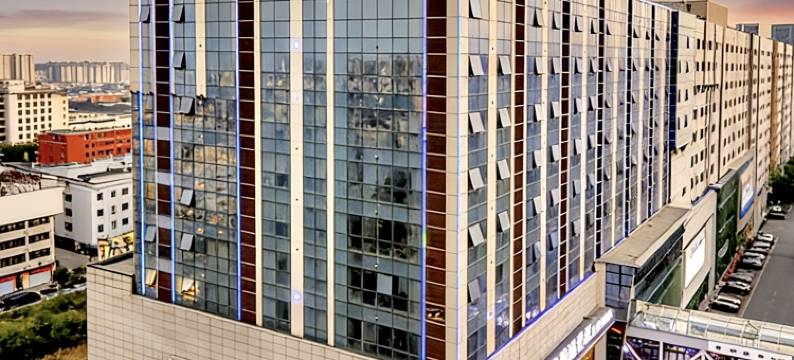 临沧和旭恒春旅居酒店(恒基沃尔玛广场玉龙湖公园店)图片