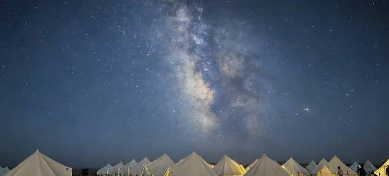 敦煌鸣沙野居沙漠露营星空宿集图片
