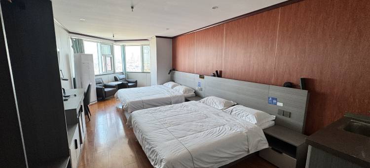 观海澜庭海景公寓(青岛火车站栈桥店)图片