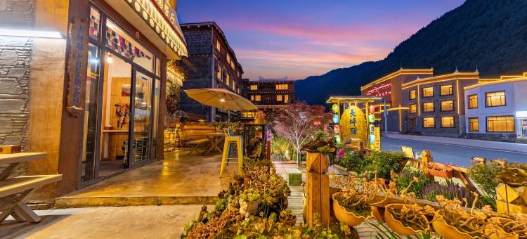 长坪驿·Changping Inn·Garden 户外主题客栈(四姑娘山景区店)图片
