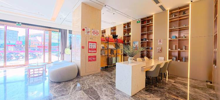 客世界轻奢酒店(贵港客世界商场高铁站店)图片