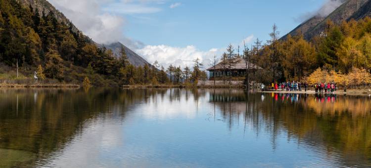 暮山映雪·度假别院(四姑娘山长坪沟景区店)图片