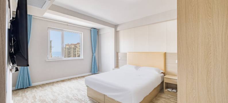 艺舍民宿(半月湾沙滩环海路店)图片