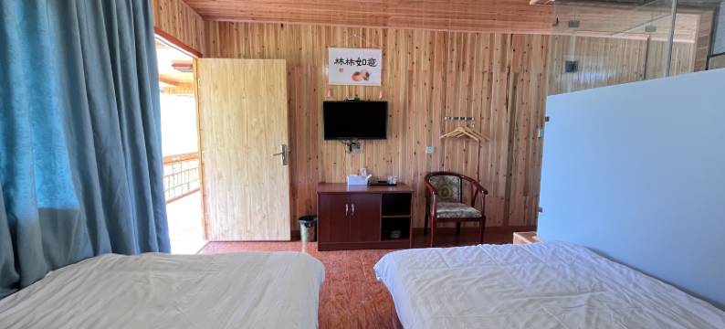 泸定老地方农家乐园图片