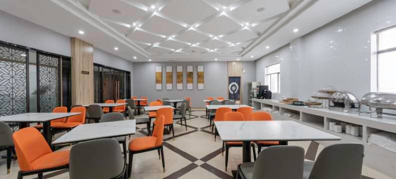 昆山凯悦商务酒店(北门路九方城店)图片