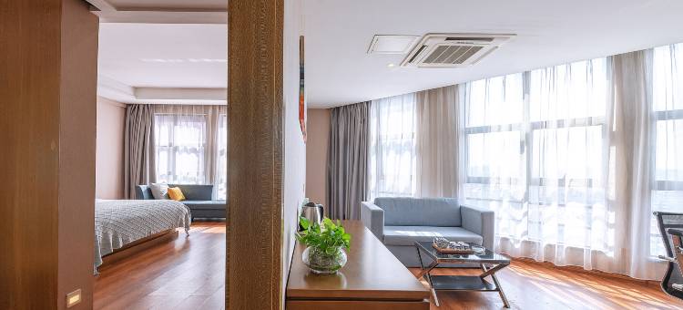 美馨酒店(柳州高铁站柳南万达店)图片