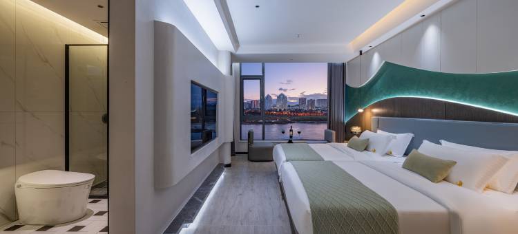 汲暮江景酒店(西双版纳景洪告庄西双景星光夜市店)图片