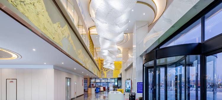 草原迎宾酒店(乌兰察布之夜高铁站店)图片