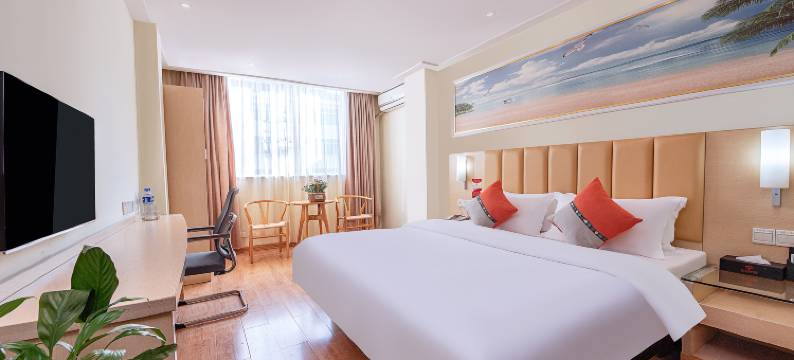 红灯笼商务酒店(南宁大沙田地铁站店)图片