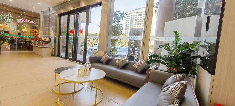 聚居酒店(佛山海骏达城店)图片