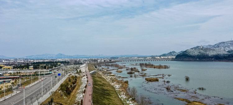 柏曼酒店(抚州南城高铁站店)图片