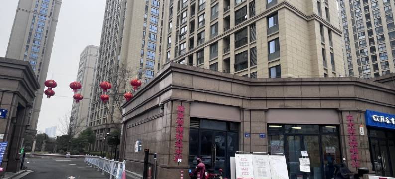 杭州莱舍公寓(浦沿地铁站店)图片