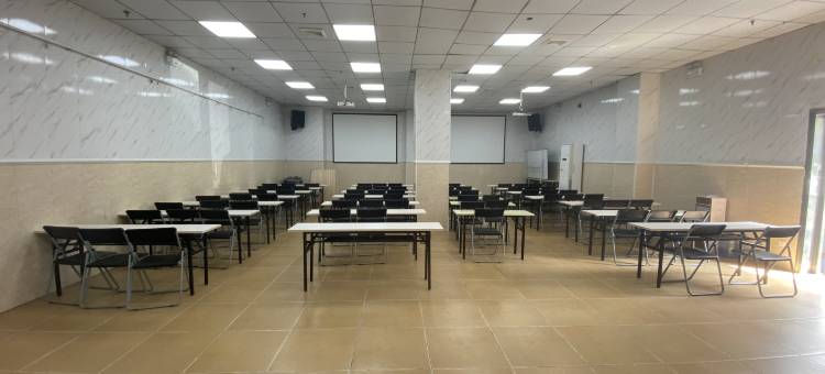 派柏·云酒店(阜阳一道河中路万达广场大唐家园店)图片