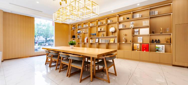 丽尊酒店(鹤壁市高中店)图片