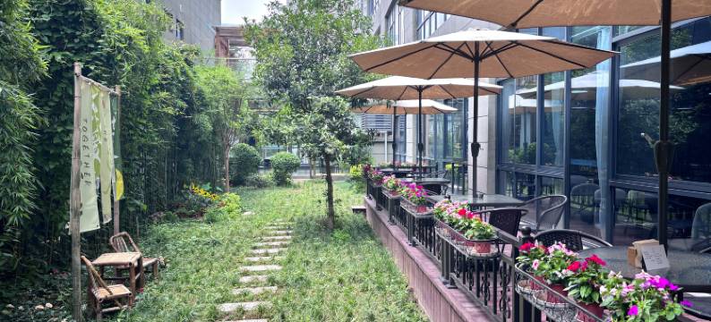 西安欧亚学院亚朵X酒店图片