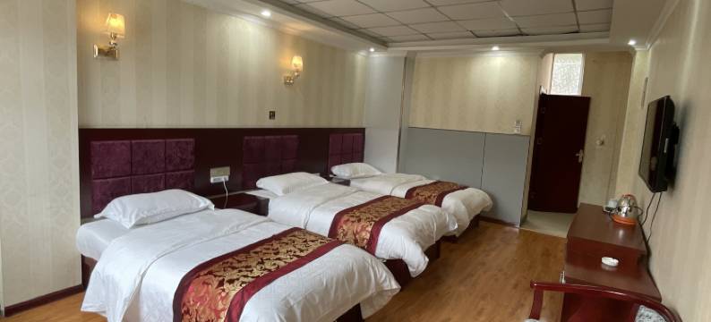 碌曲郎悦宾馆图片