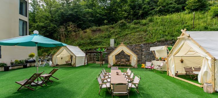 花筑·影庐民宿(神农架大九湖店)图片