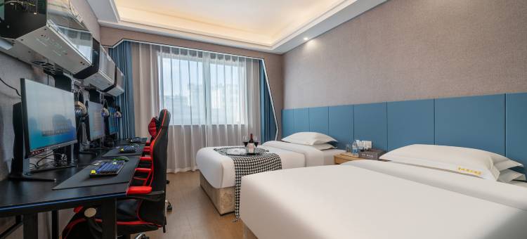 景阑雅庭电竞酒店(金华高铁站金华教育学院店)图片