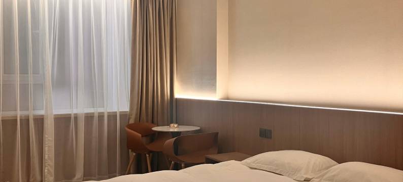 瓦房店悦见四季酒店图片