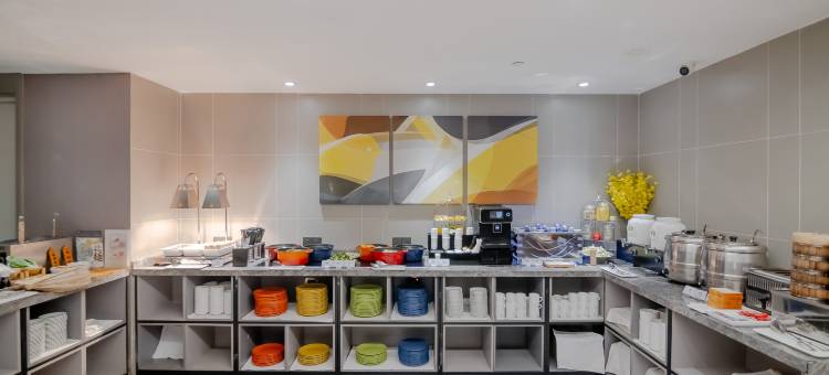 悠游电竞酒店(上海金沙江路真北路地铁站店)图片