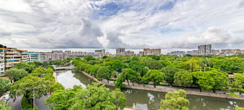 梦悦美宿(汕头小公园店)图片