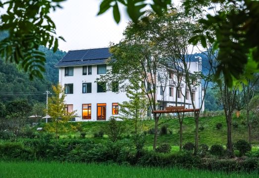 安吉十里西溪民宿外景图