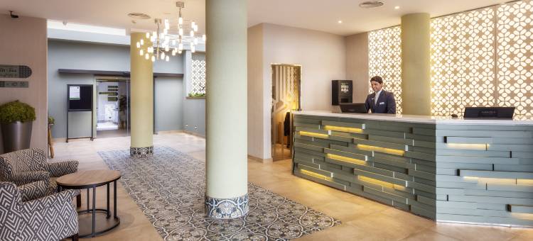 桑坦杰士达酒店(Catalonia Santa Justa)图片