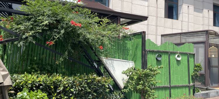 亚汀酒店(日照站大润发店)图片