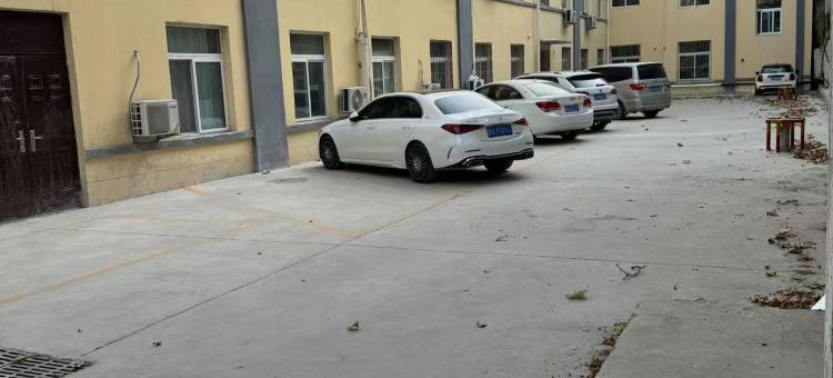 布丁严选酒店(济南长途汽车总站火车站堤口路K88名泉广场店)图片