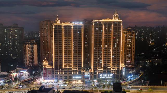 逸喆国际酒店(南宁长堽路地铁站店)