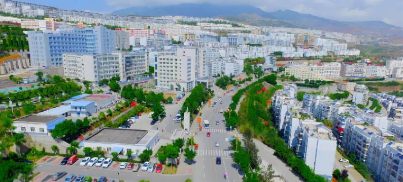 汉源县阿枭民宿(花海果乡景区店)图片