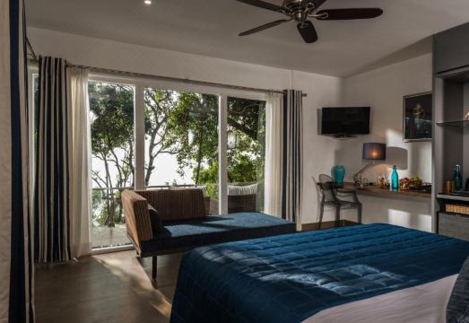 Cintacor Island - A Boutique Resort Hotel Overview