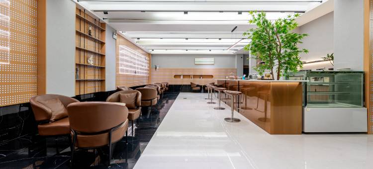 上蔡V90酒店(蔡都大道店)图片