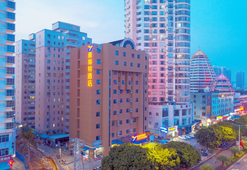雅斯特酒店(北海北部湾广场店)外景图