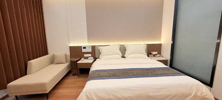 宜禾泰·海华大酒店图片