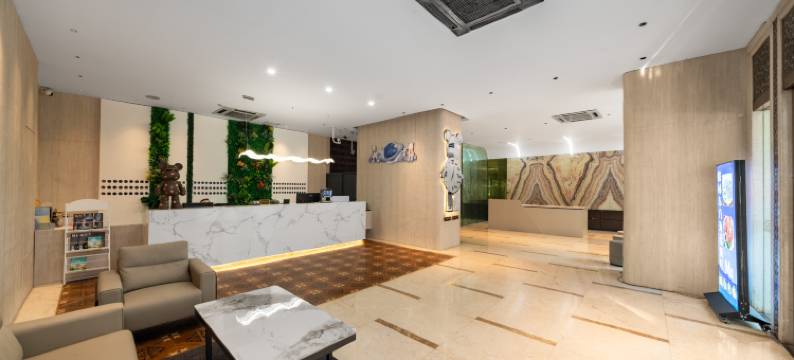 华逸东方酒店(上海虹口四川北路店)图片