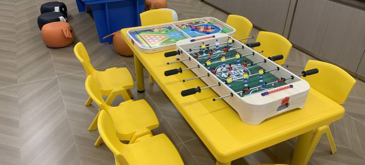 成都•亿辰博雅酒店|ProjectionPlayground(熊猫基地天府动漫城店)图片