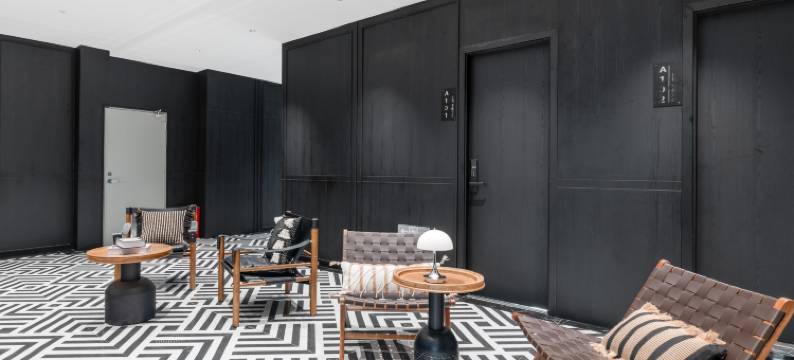 且慢·清晏影音酒店(昆明火车站东风广场店)图片