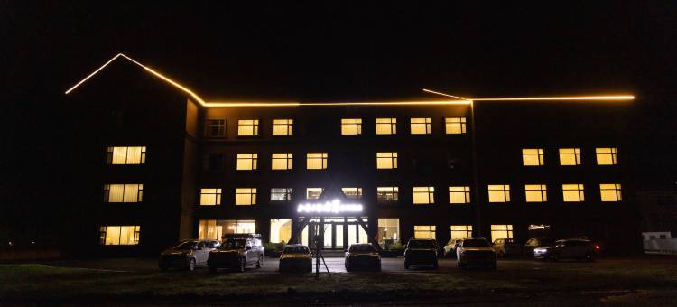 根河敖鲁古雅右岸度假酒店图片