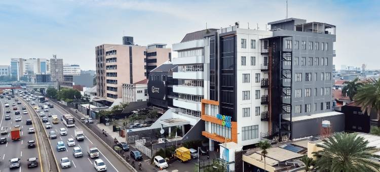 安格里克花园-Front One精品酒店(Front One Boutique Hotel Taman Anggrek)图片