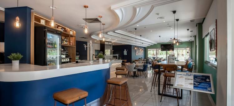 阿利坎特康铂酒店(Travelodge Alicante Puerto)图片