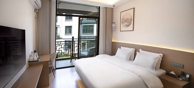 罗平云上澜苑酒店(罗平县人民医院店)图片