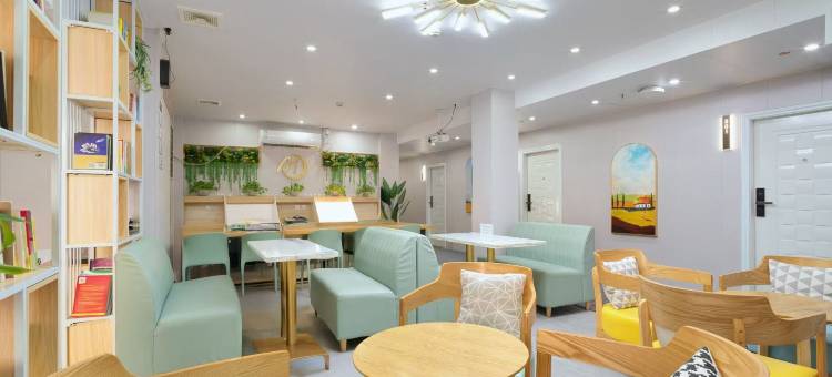 迷家青年酒店(上海虹桥漕河泾店)图片
