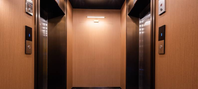 云栖憬程酒店(民众乐园江汉路步行街店)图片