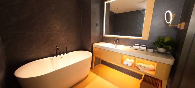 建国璞隐酒店(黄冈罗田天堂寨景区店)图片