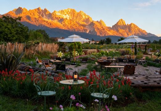 岿然·观雪山云海丨旷野星空 度假酒店（白沙古镇店）外景图