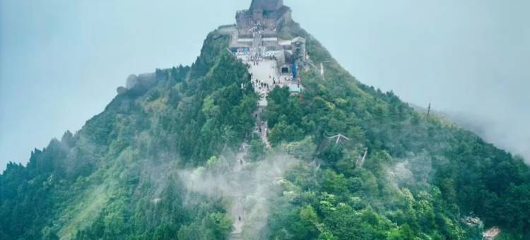 黔花之筑TheGlowingNexusoftheCity星晨酒店(衡阳站南华大学店)图片