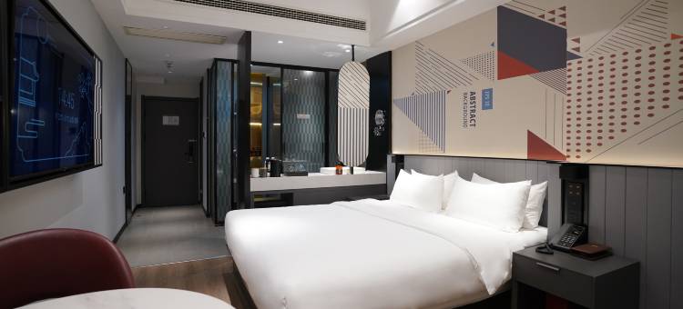 艺龙米高时尚酒店(济南章丘火车站明水古城店)图片